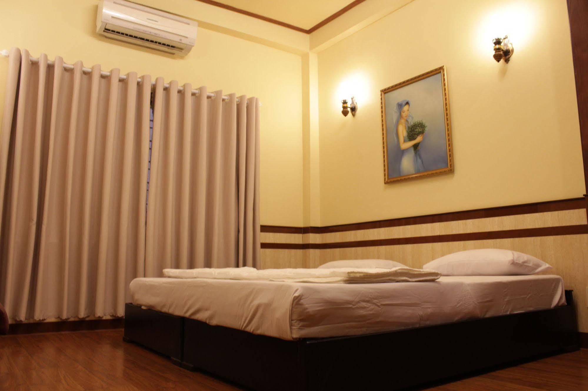 Bee Saigon Hotel Hô Chi Minh-Ville Extérieur photo