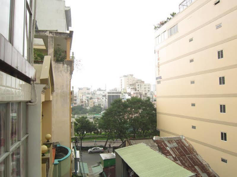 Bee Saigon Hotel Hô Chi Minh-Ville Extérieur photo